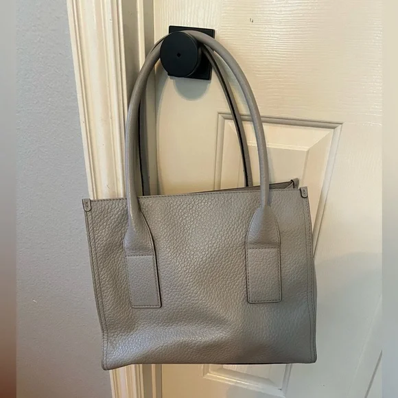 Kate Spade Tote - Picture 3 of 4